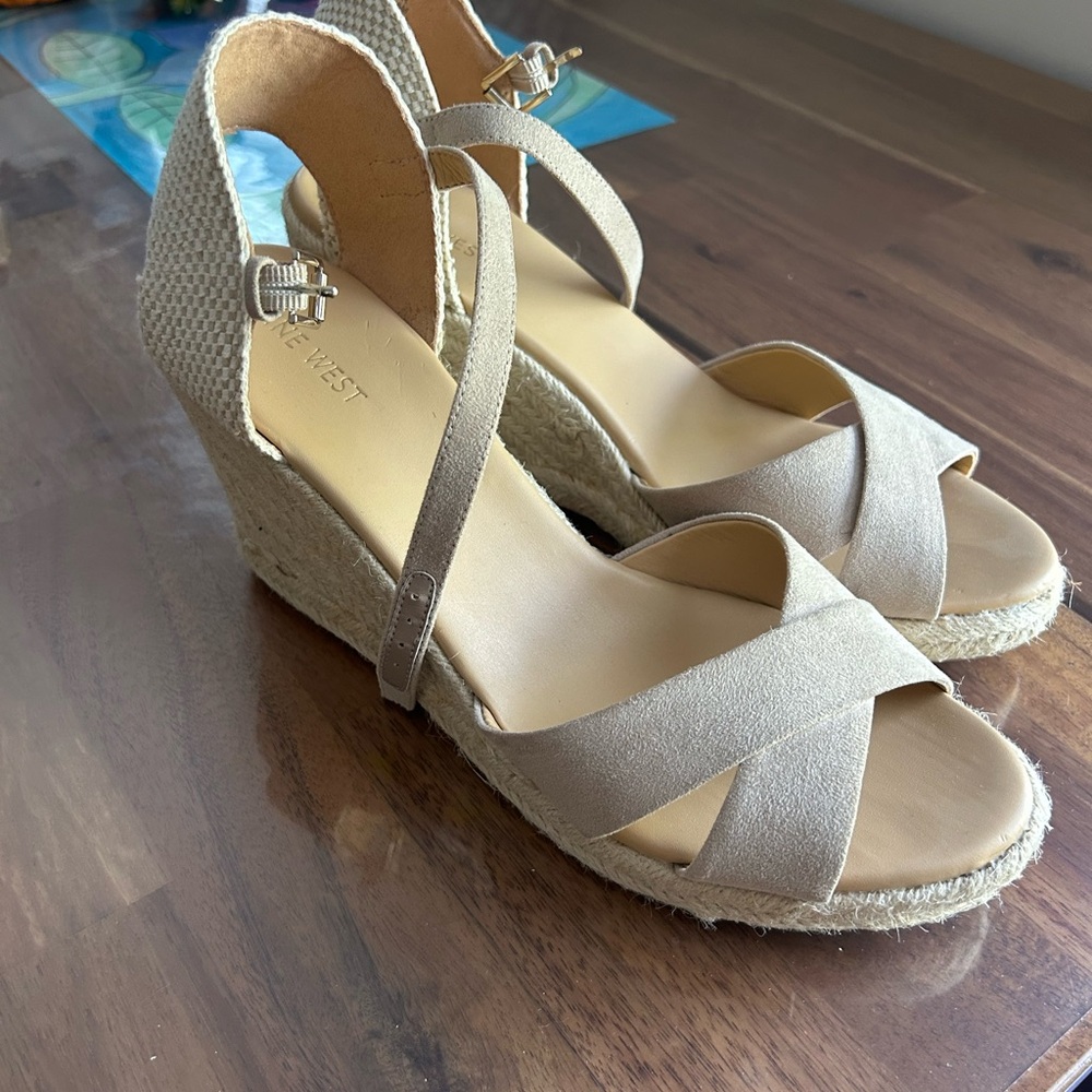 Nine West Espadrille